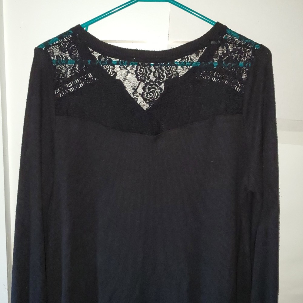 Falls Creek Women's Sweater Soft Loose Fit Henley Style Lace Detail Size L - Picture 11 of 13